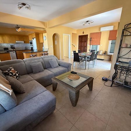 Sandy Beach Villa Polis Eksteriør bilde