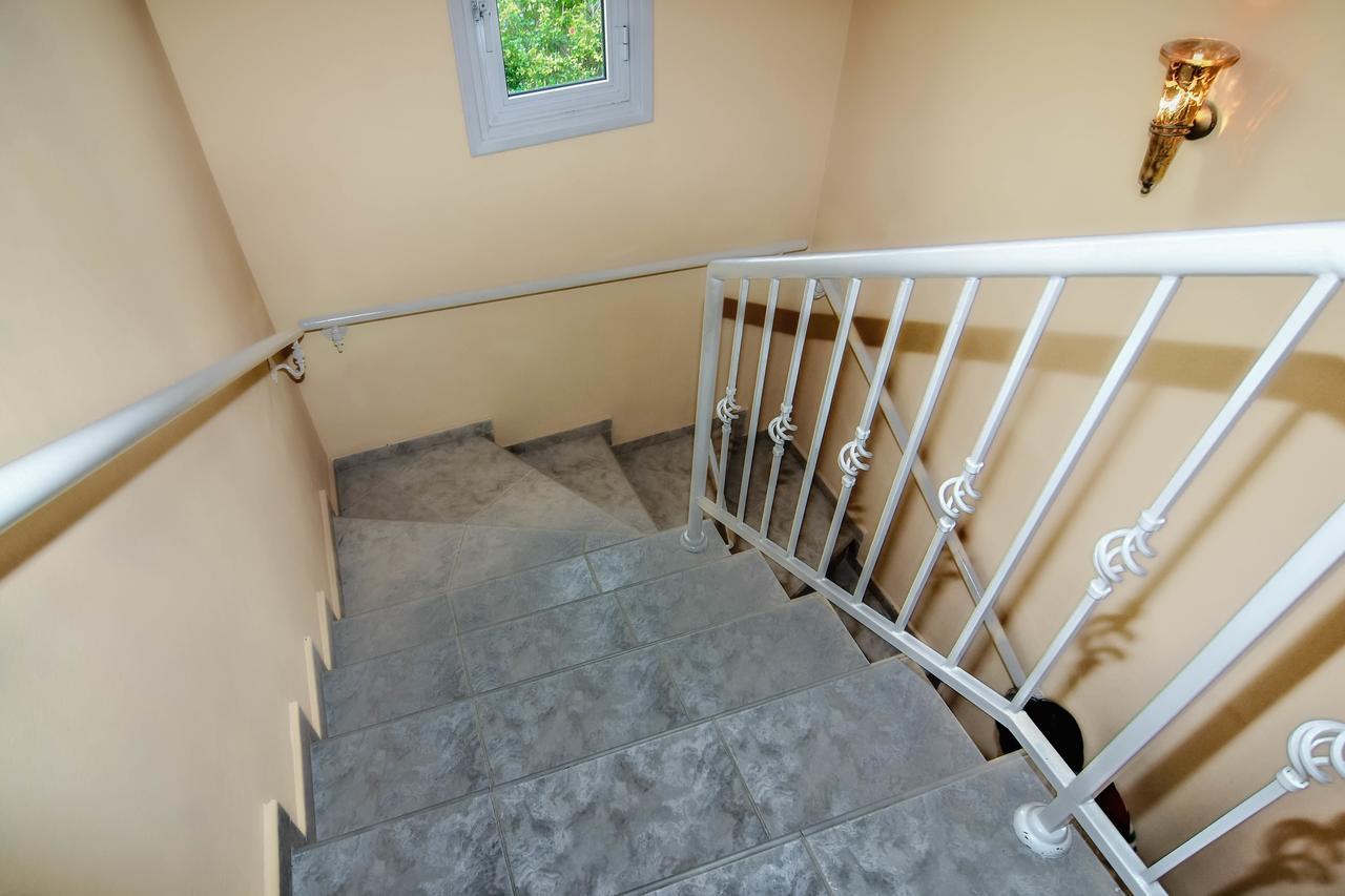 Sandy Beach Villa Polis Eksteriør bilde